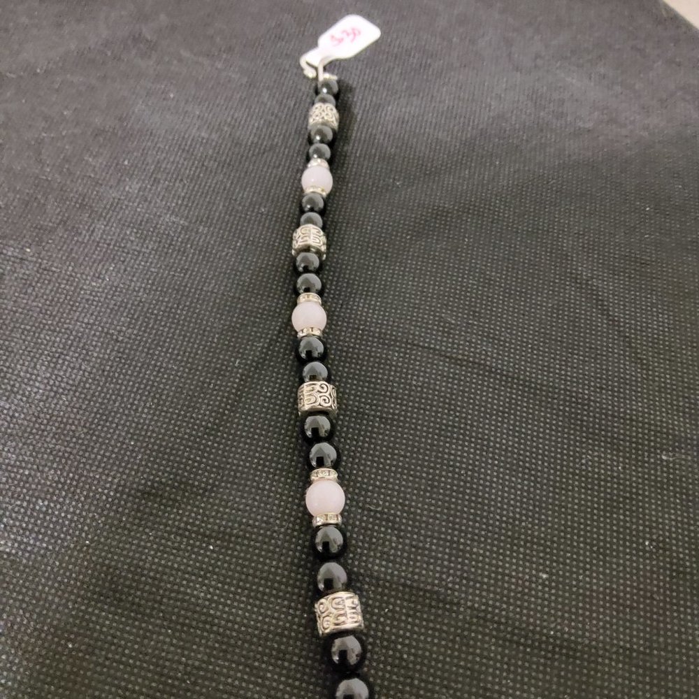 🇨🇦 2 For $25 Artisan Black &white gemstone bracelet